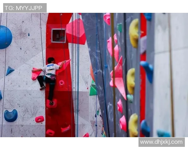 实时新闻攀岩灵活性排行榜揭晓上海攀岩队荣获第三名佳绩 实时新闻攀岩灵活性排行榜揭晓上海攀岩队荣获第三名佳绩